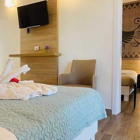 Relais Del Borgo- Domo Hotell Porto San Paolo  Rom bilde