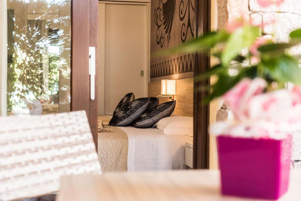 Relais Del Borgo- Domo Hotell Porto San Paolo  Eksteriør bilde