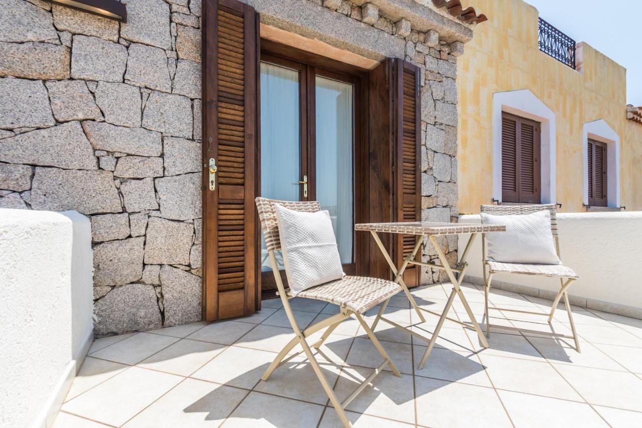 Relais Del Borgo- Domo Hotell Porto San Paolo  Eksteriør bilde