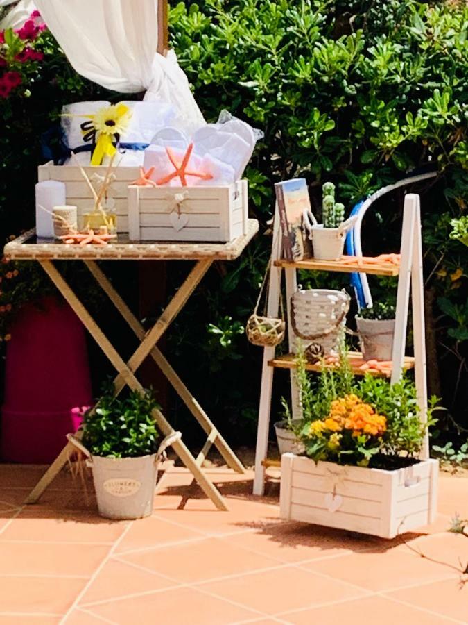Relais Del Borgo- Domo Hotell Porto San Paolo  Eksteriør bilde